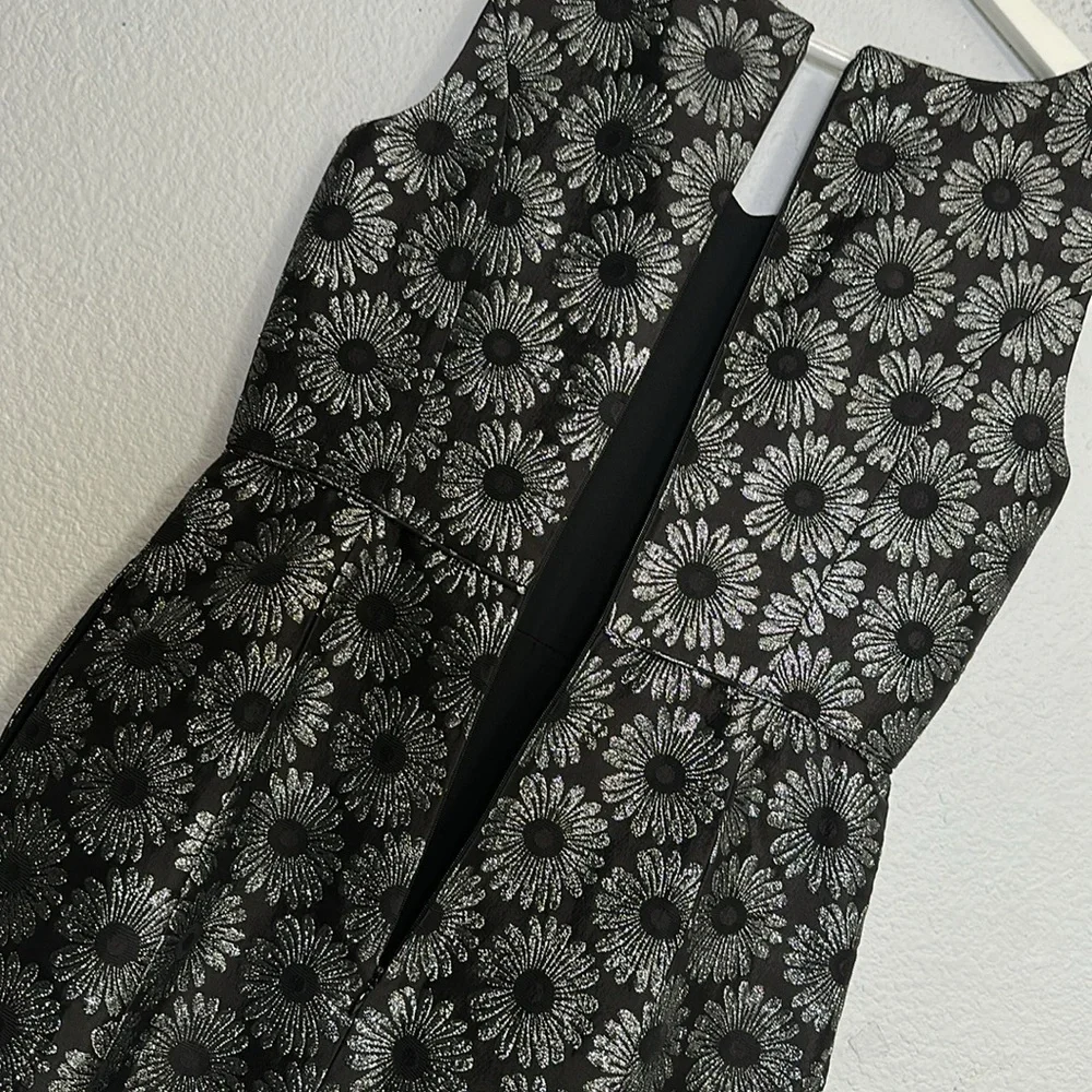 Talbots Metallic Black Sleeveless Pleated A Line Cocktail Dress Size 2‎ Formal